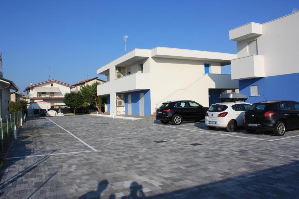Residence Blumar 2 Lido di Jesolo Esterno foto